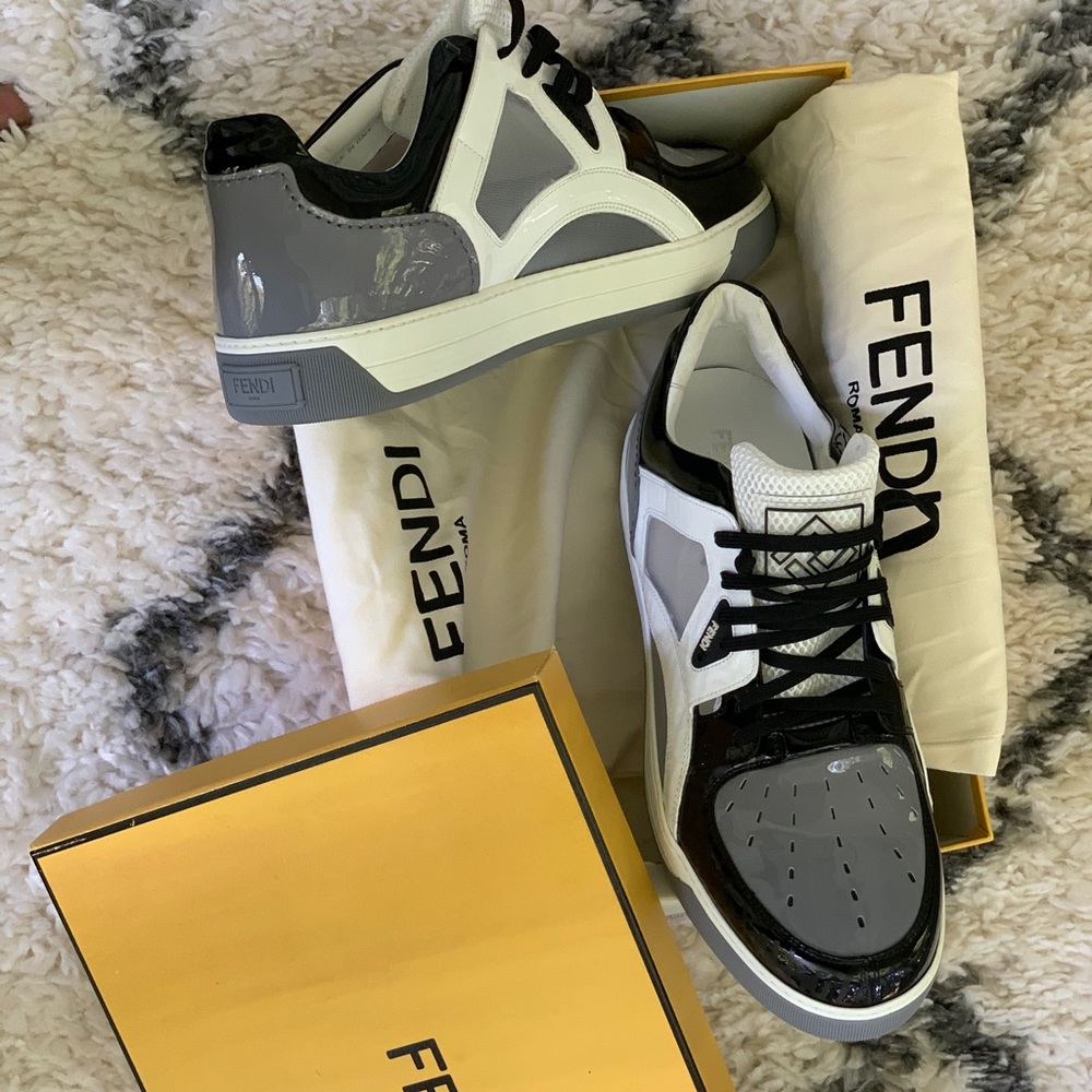 Fendi Sneakers . 100% authentic